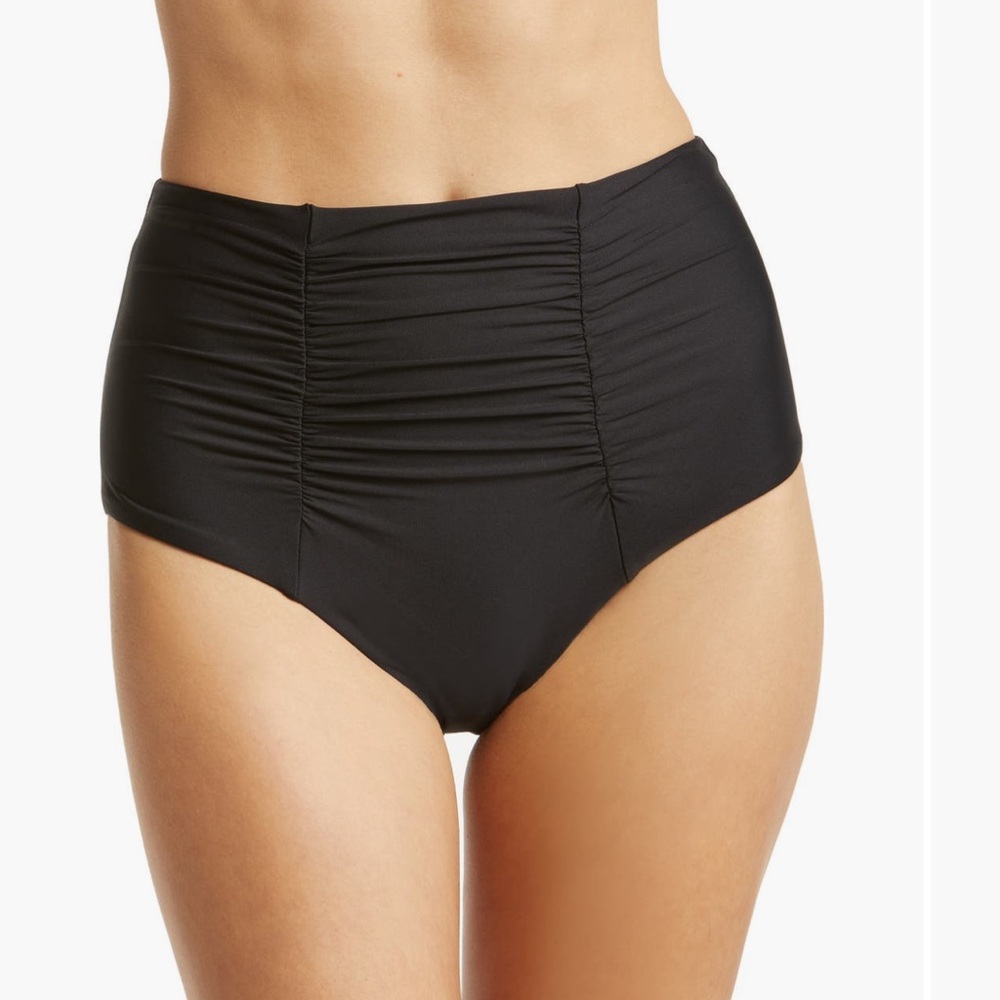 BECCA BY REBECCA VIRTUE
Ruched High Waist Bikini Bottom